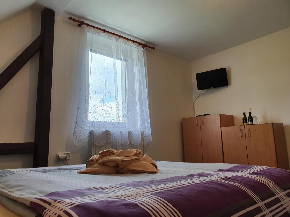 U Pohody Hotell Kovářská Exteriör bild